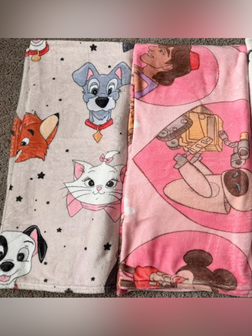 LAST CHANCE* Disney Soft Blankets 50x50